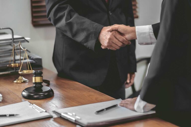 The Benefits of Working with a Local Winnipeg Law Firm